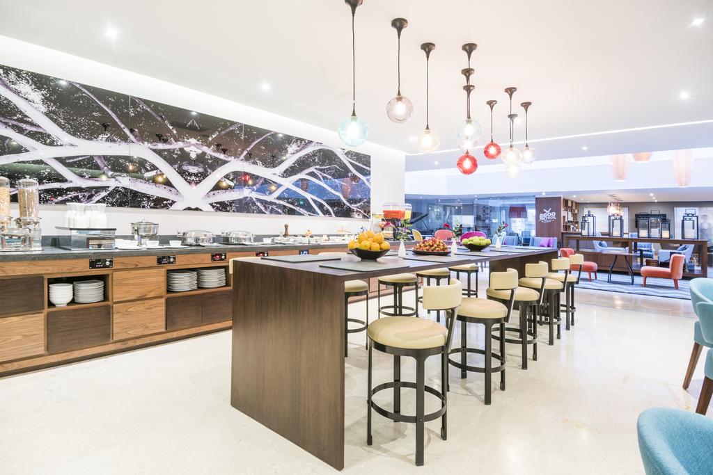 波哥大卡莱100希尔顿逸林酒店 外观 照片